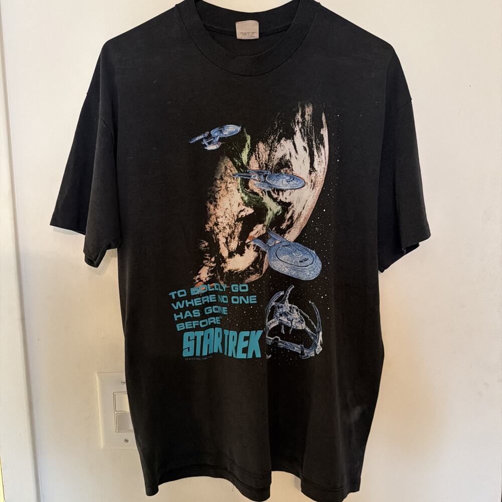 Vintage STAR TREK T Shirt 1993 To Boldly go print single stitch Delta USA Tag XL